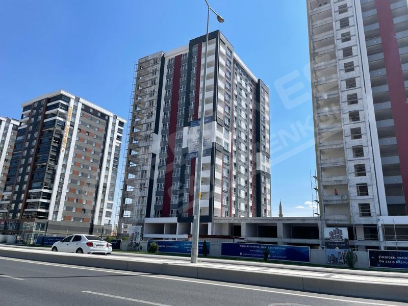 SEYRANİ MAH.--SATILIK ULTRA LÜKS 4+1 DAİRE