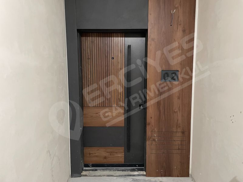 SEYRANİ MAH.--SATILIK ULTRA LÜKS 4+1 DAİRE